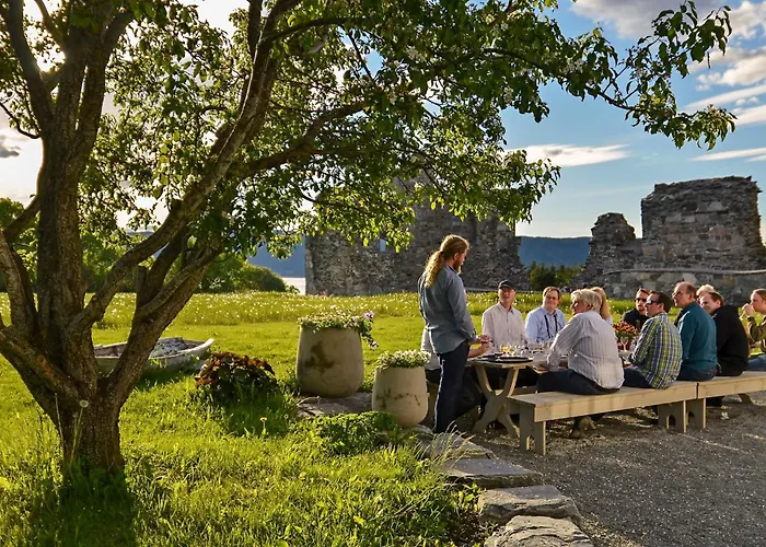 Klostergarden Bed & Breakfast Tautra